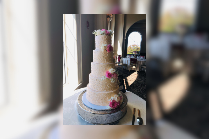 Bridal Cake - 9-2.png
